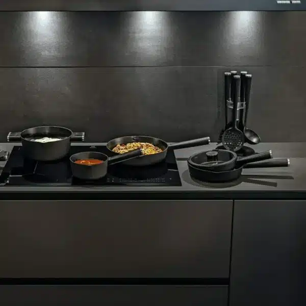 Set de cocina Guzzini Cooking: Asadora grill 28x28 cm, Crepera 26 cm y Paellera 36 cm - Revestimiento Quantanium con Titanio, Apto para Todo Tipo de Cocinas Incluida Inducción